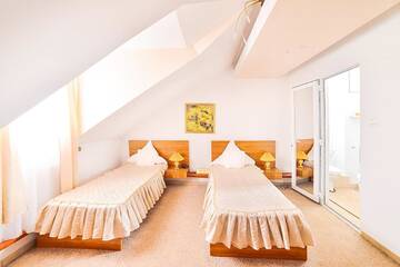 Фото Отель Hotel Roco г. Izvin 3